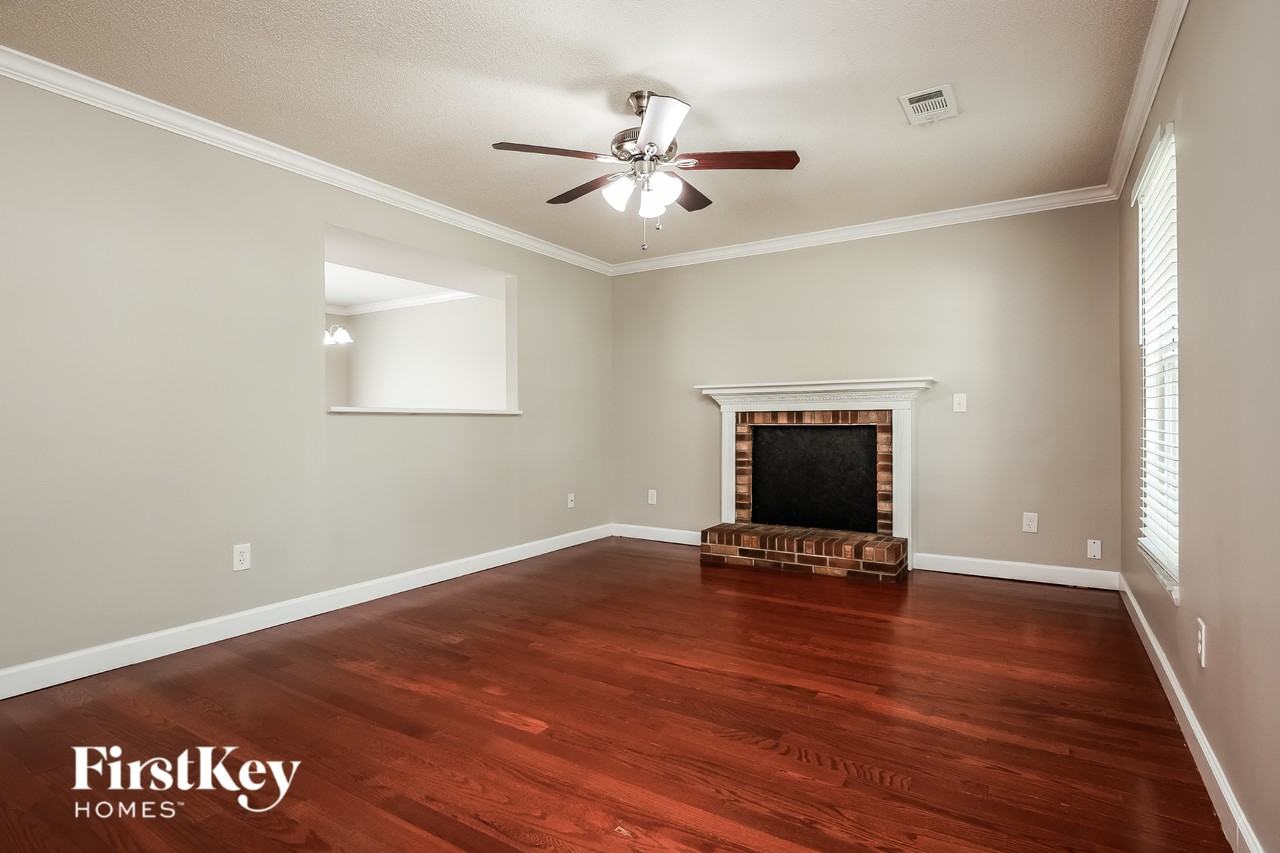 8405 Old Carriage Ct - Photo 3 of 16