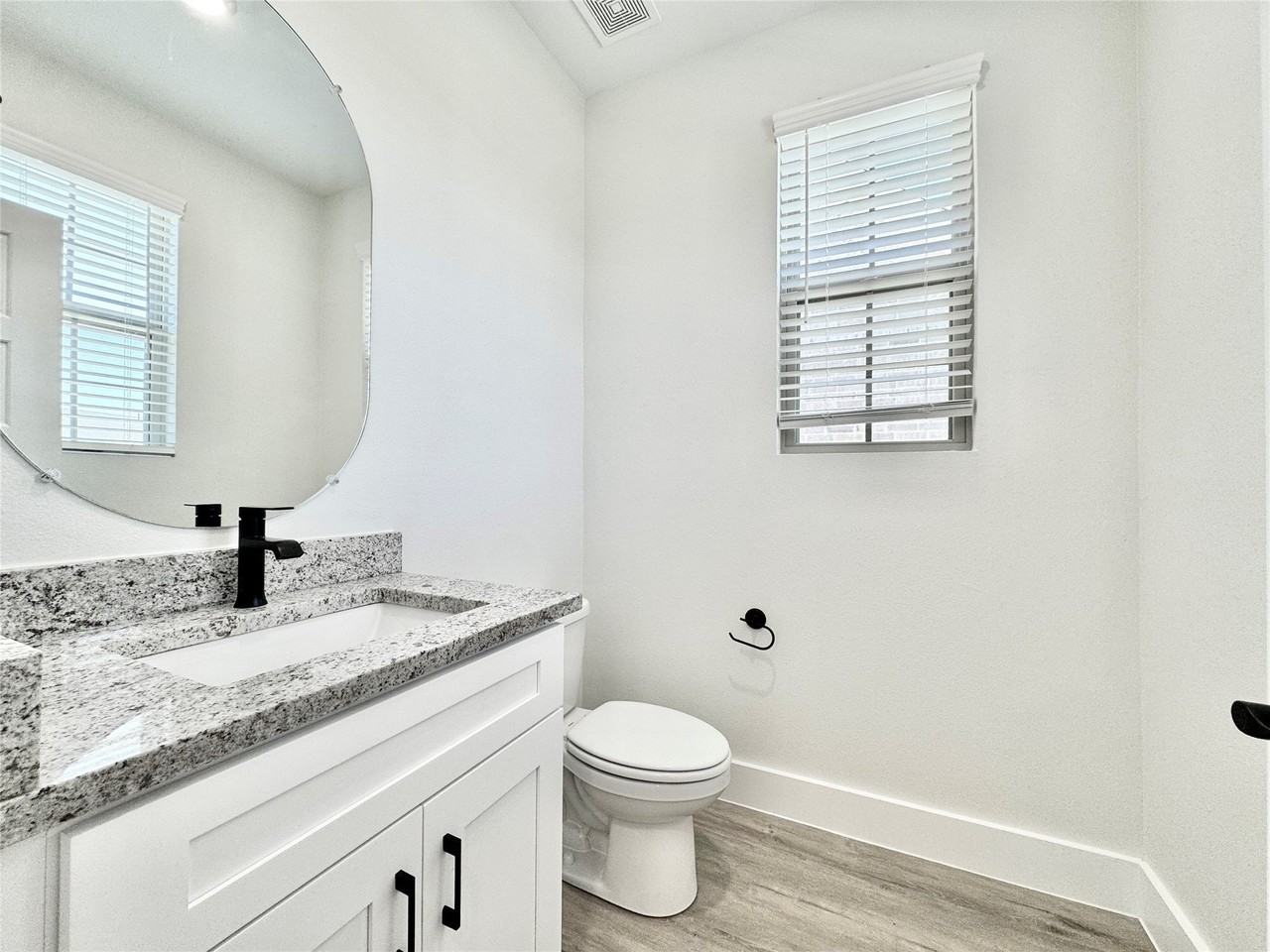 8509 Shoreham - Photo 7 of 33