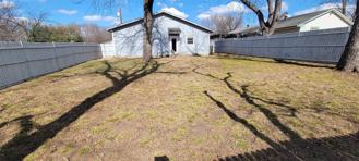 1012 E Oak St - Photo 1 of 1