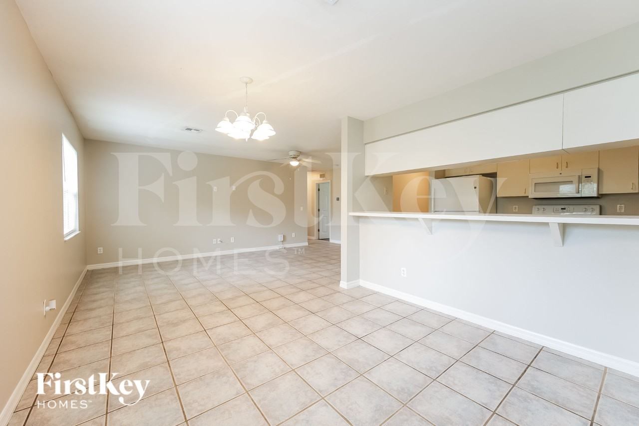 774 Bell Blvd S - Photo 6 of 16