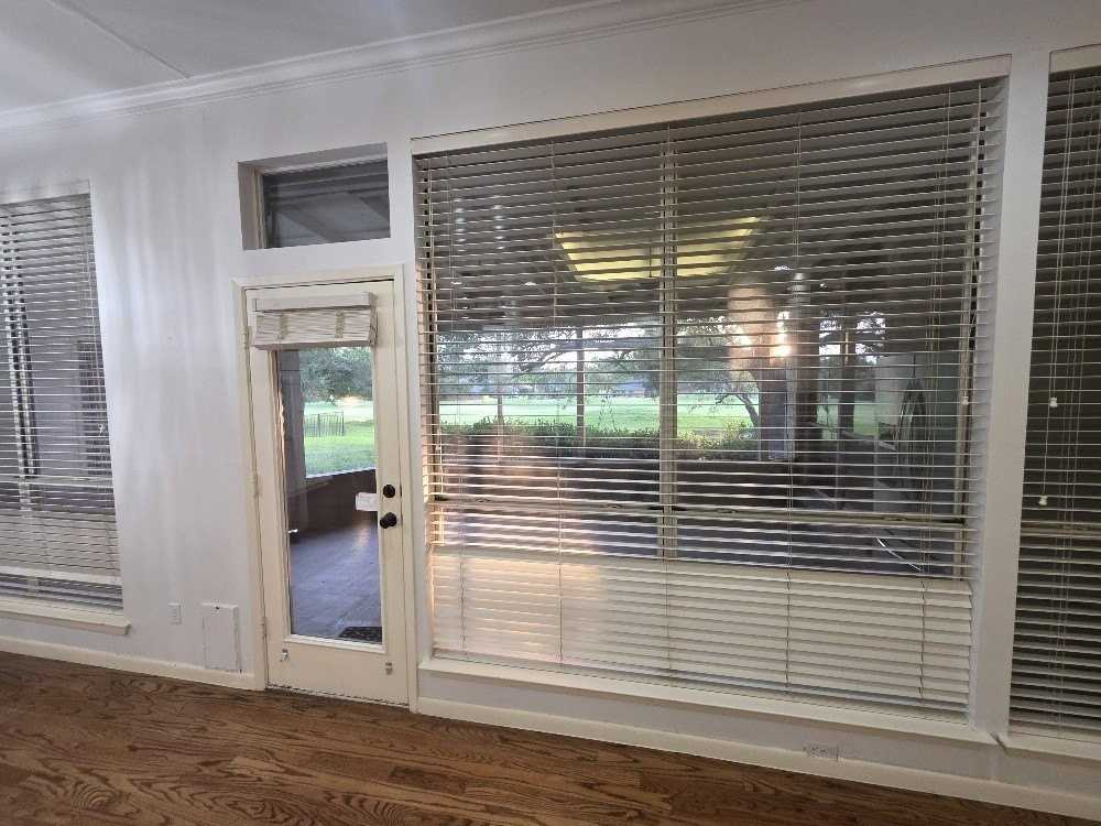 1315 Spyglass Dr - Photo 4 of 17