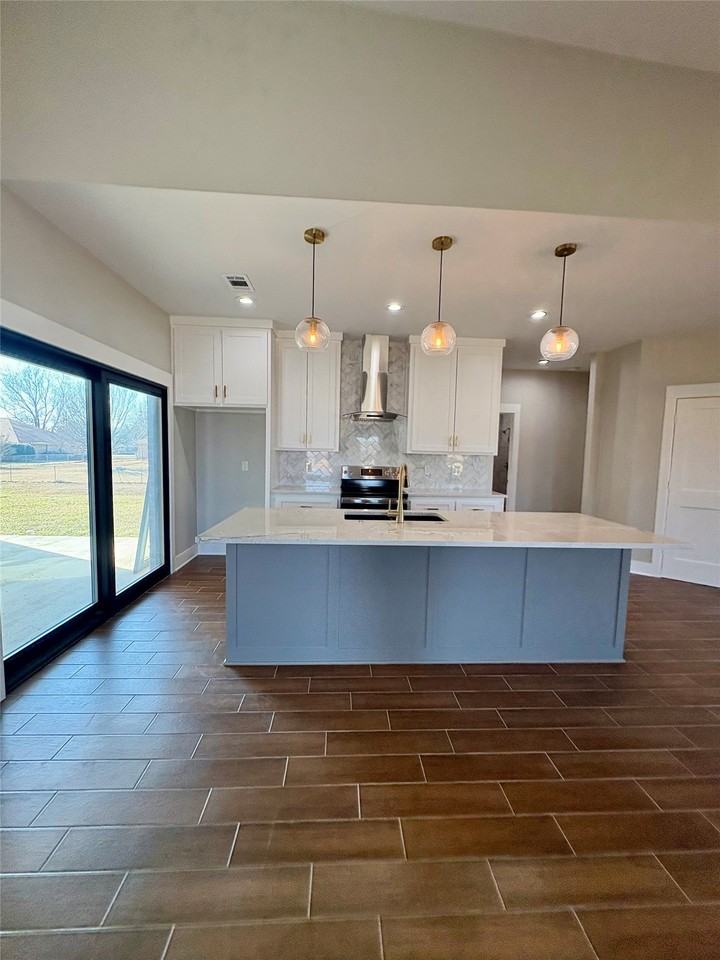 2713 Stone Briar - Photo 3 of 37
