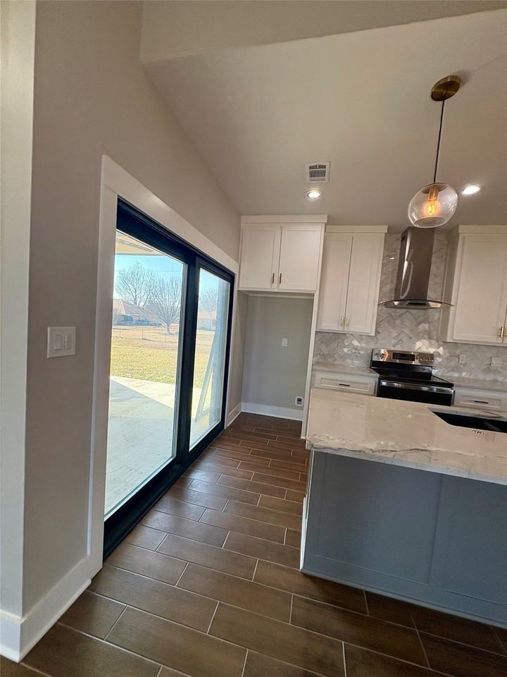 2713 Stone Briar - Photo 5 of 37