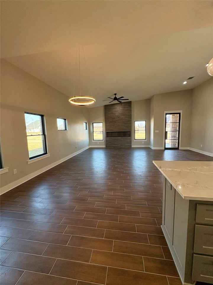 2713 Stone Briar - Photo 7 of 37