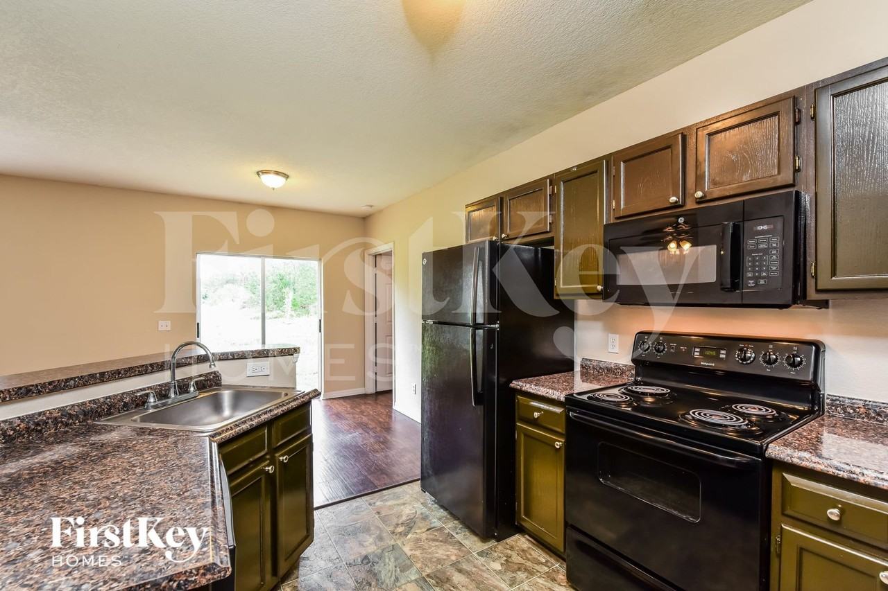 6840 Abady Ln - Photo 6 of 16
