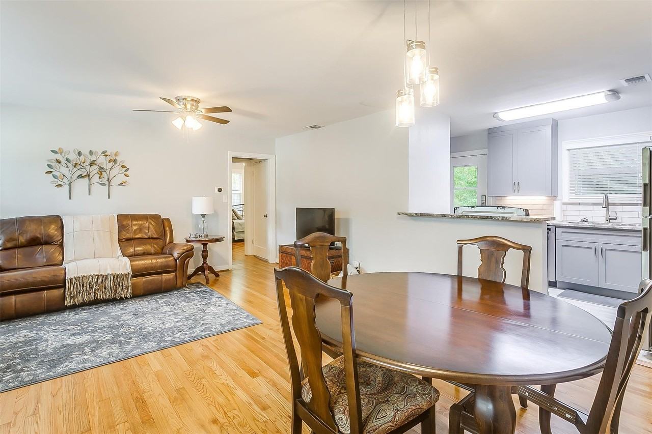 4704 Collinwood Ave - Photo 6 of 17