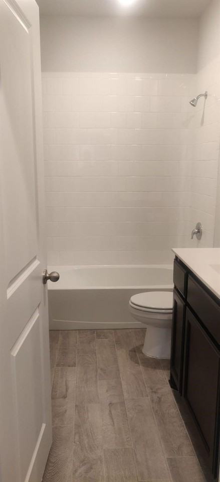 308 Youngblood Ln - Photo 6 of 17