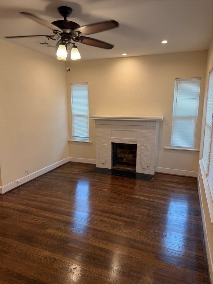 522 Cameron Ave - Photo 3 of 8