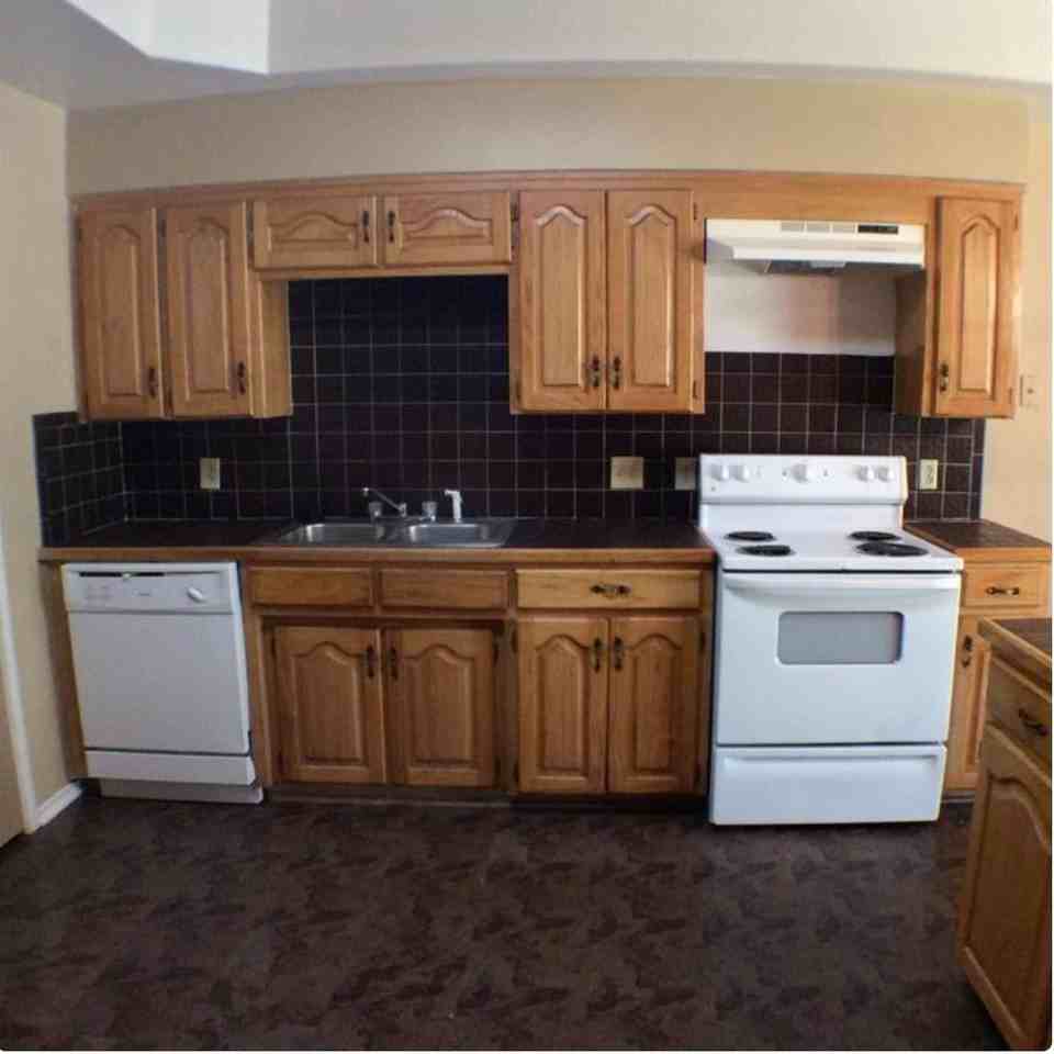 316 Lochridge Dr - Photo 5 of 7
