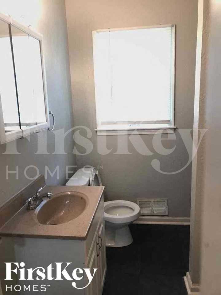 5436 Woodson Rd - Photo 7 of 16