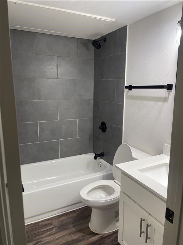 3627 Almazan Dr #216 - Photo 6 of 12