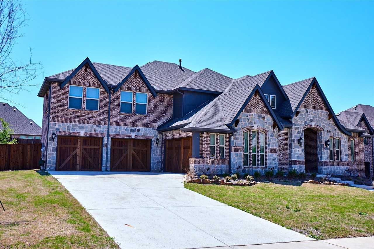 1460 Waterton Dr - Photo 2 of 24