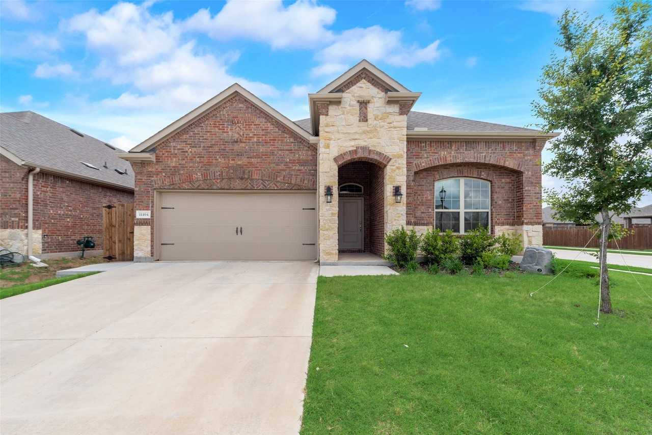 11104 Canyon Mine Dr - Photo 4 of 22