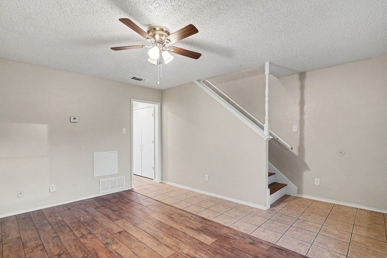 3301 Aurora St #B - Photo 5 of 25