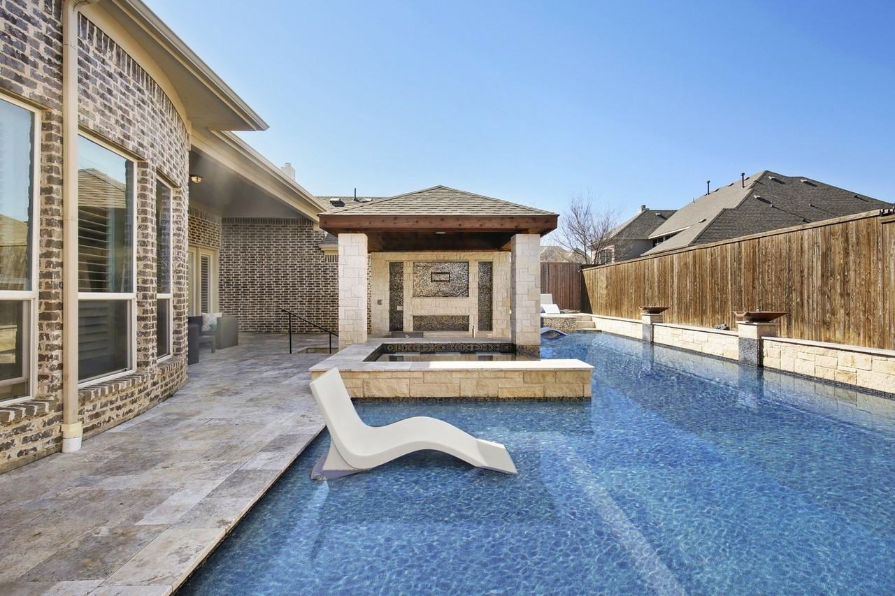 13732 Eleanor Ave - Photo 4 of 39