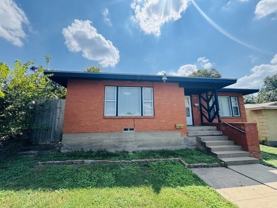 2734 W Jefferson Blvd - Photo 1 of 1