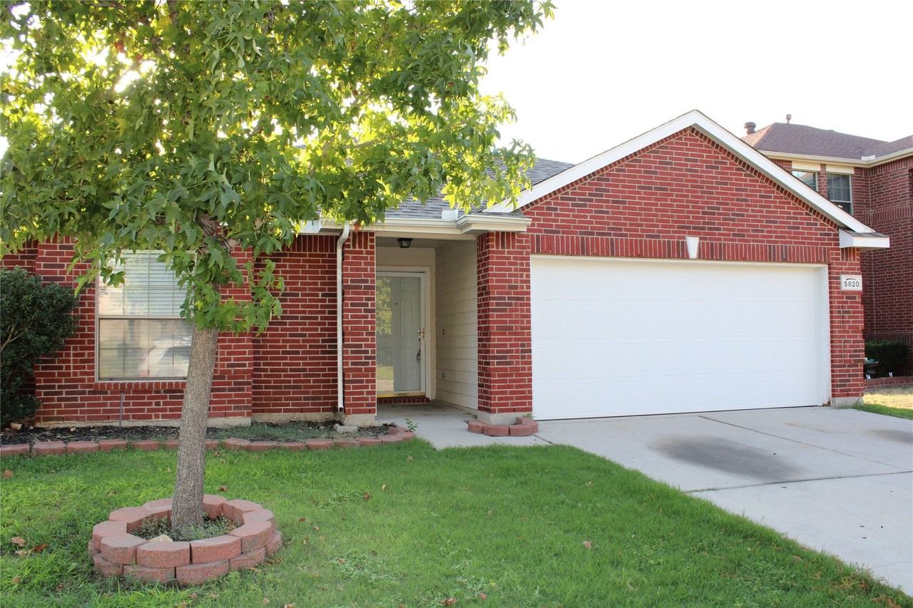 5820 Show Master Ln