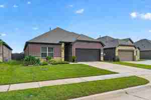 featured image of 7815 Cottonwood Dr