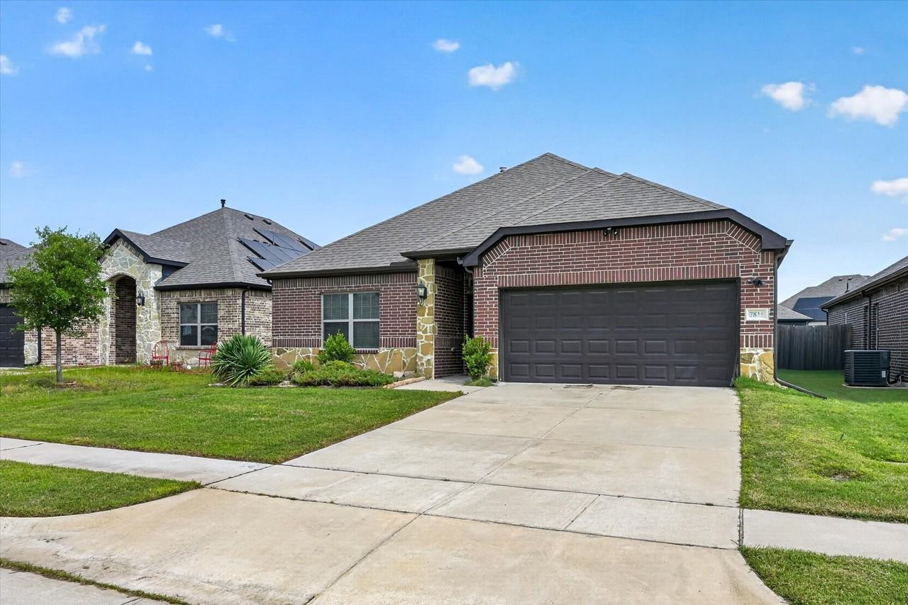 7815 Cottonwood Dr - Photo 2 of 25