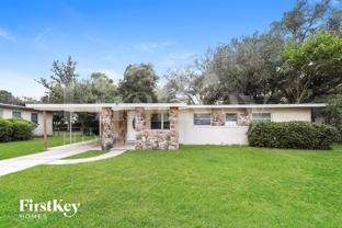 3204 Rogero Rd - Photo 1 of 1