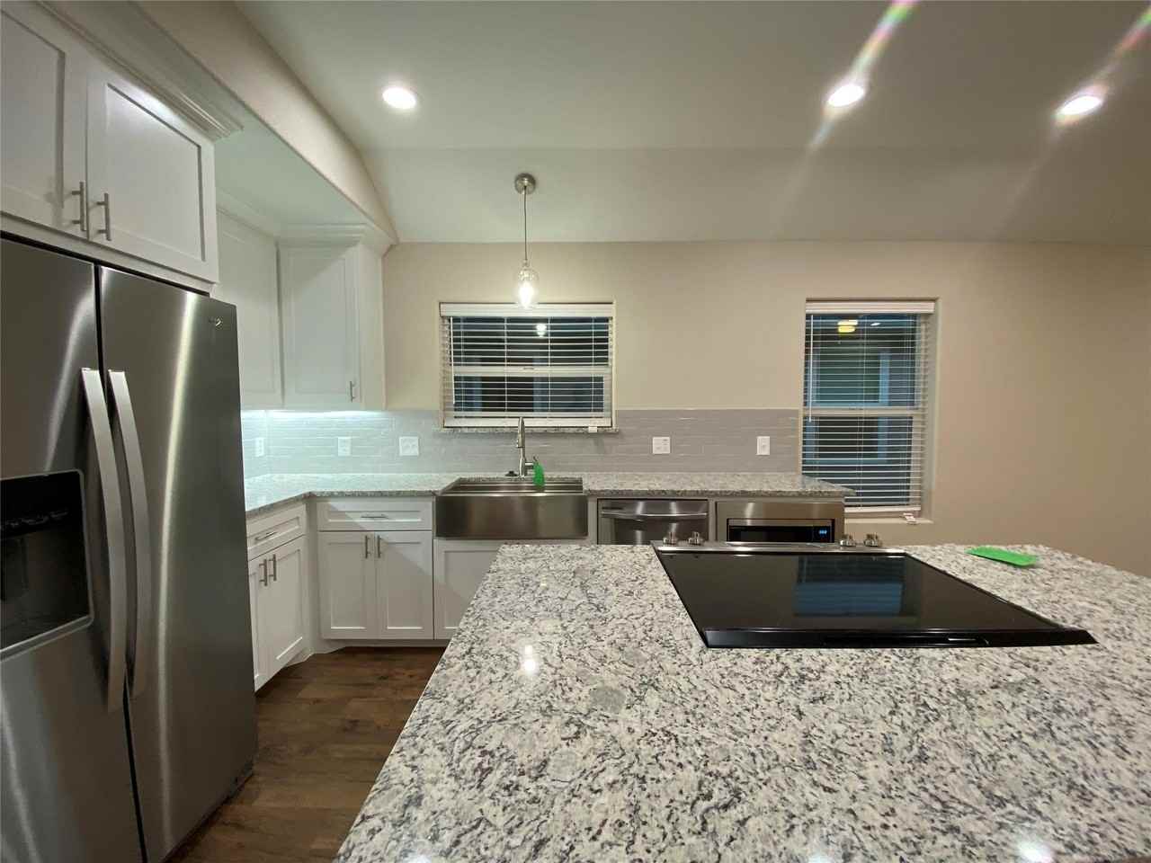 804 N Broughton St #804 - Photo 6 of 20