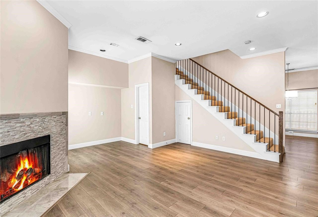 3327 Rosedale Ave #B - Photo 4 of 20
