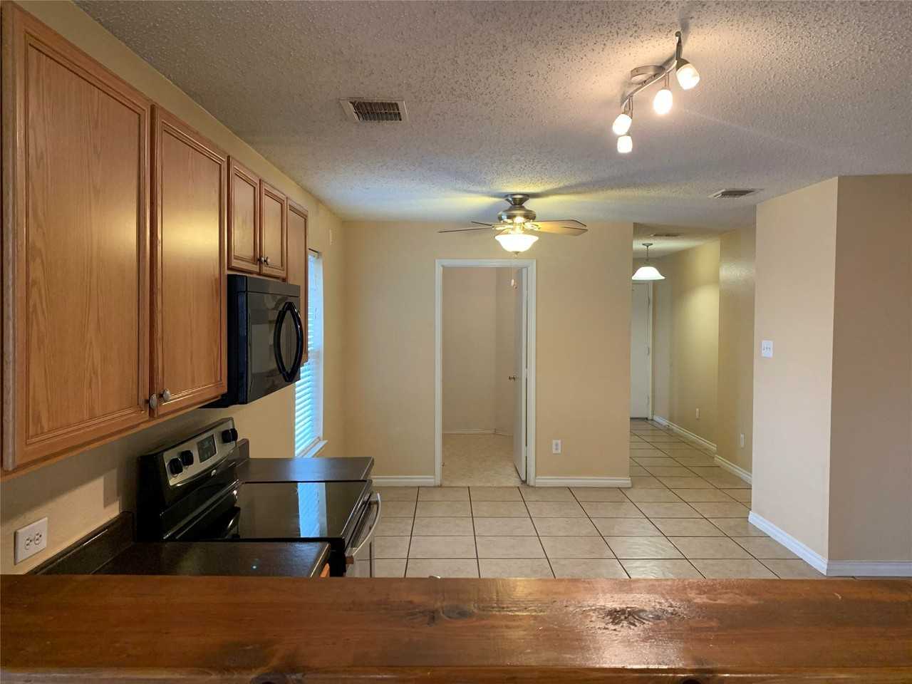 4854 Waterford Dr - Photo 6 of 21