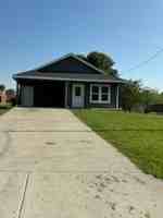 featured image of 107 E Miller