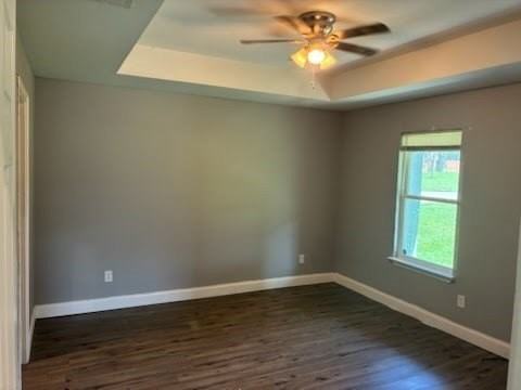 107 E Miller - Photo 5 of 11
