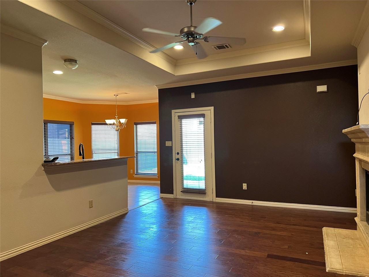 10625 Braewood Dr - Photo 5 of 17