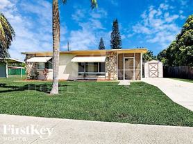 22162 Belinda Ave - Photo 1 of 1