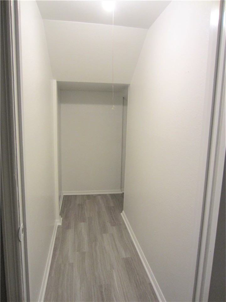 2308 Birchbrook Ct - Photo 7 of 19