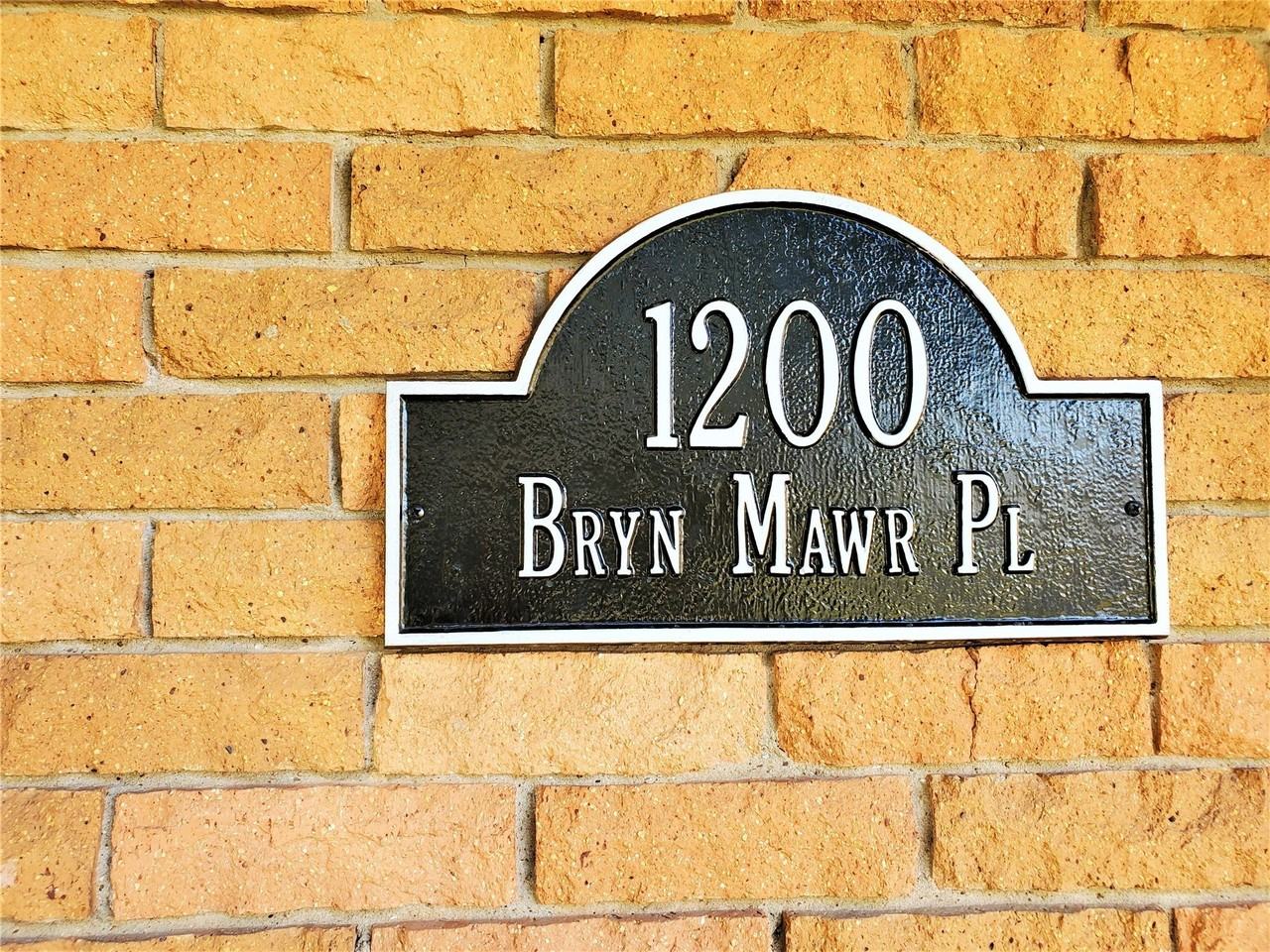 1200 Bryn Mawr Pl - Photo 3 of 40