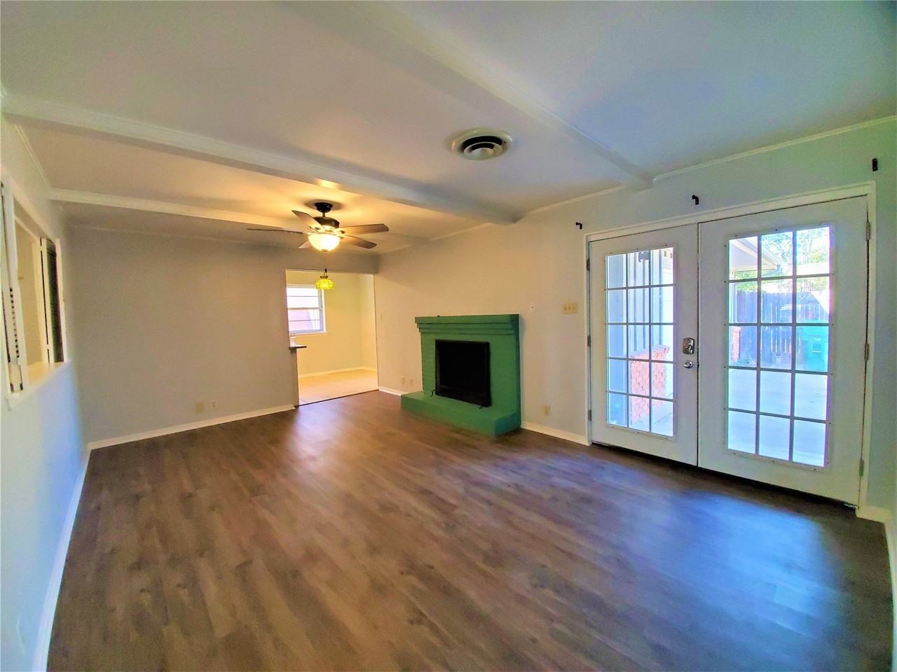 1200 Bryn Mawr Pl - Photo 7 of 40