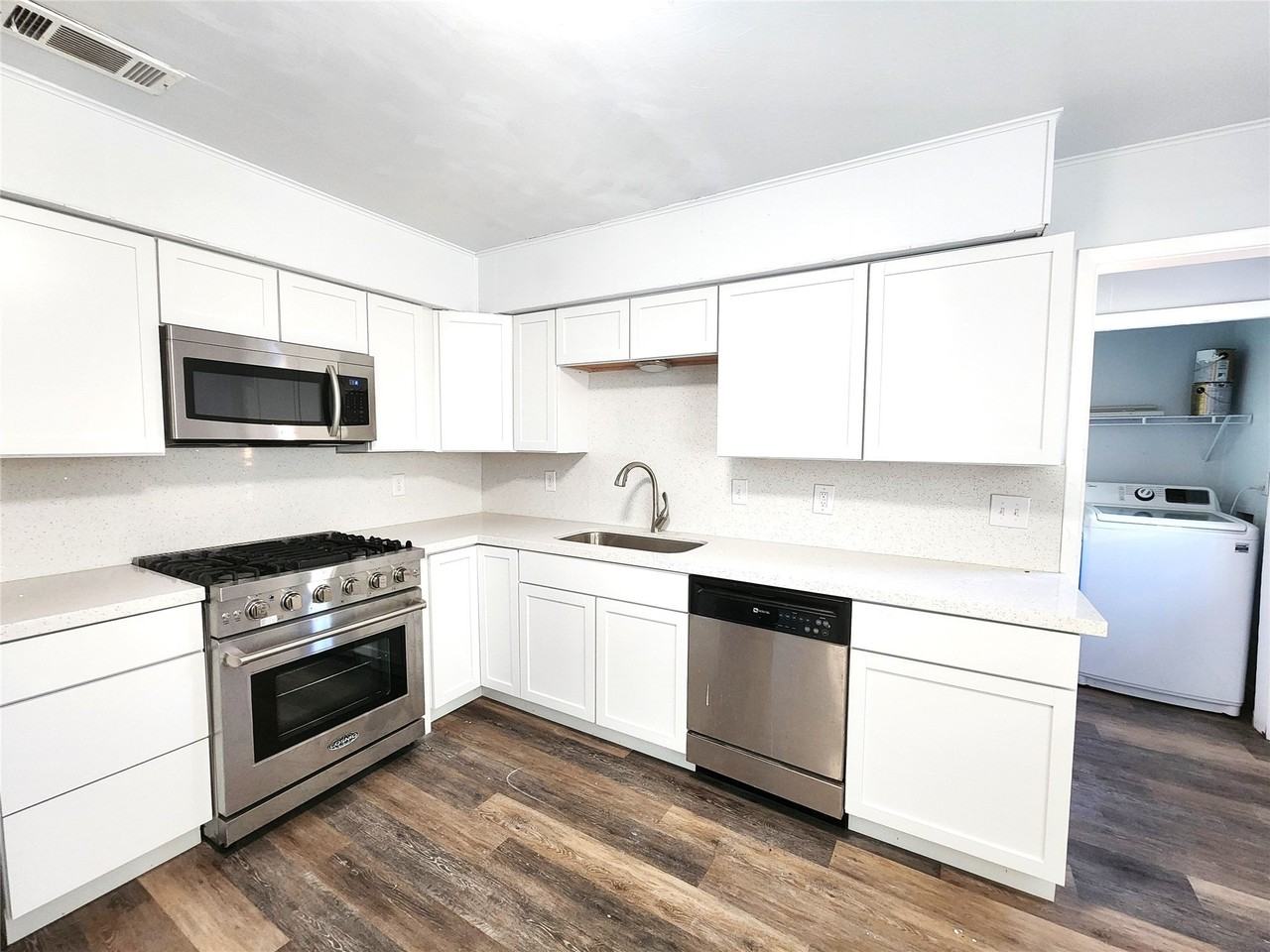 3604 Valley View Rd - Photo 6 of 13