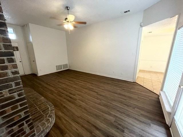 5800 Stone Meadow Ln - Photo 4 of 26