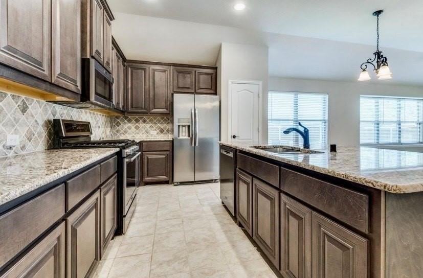 609 W North Creek Dr - Photo 2 of 5