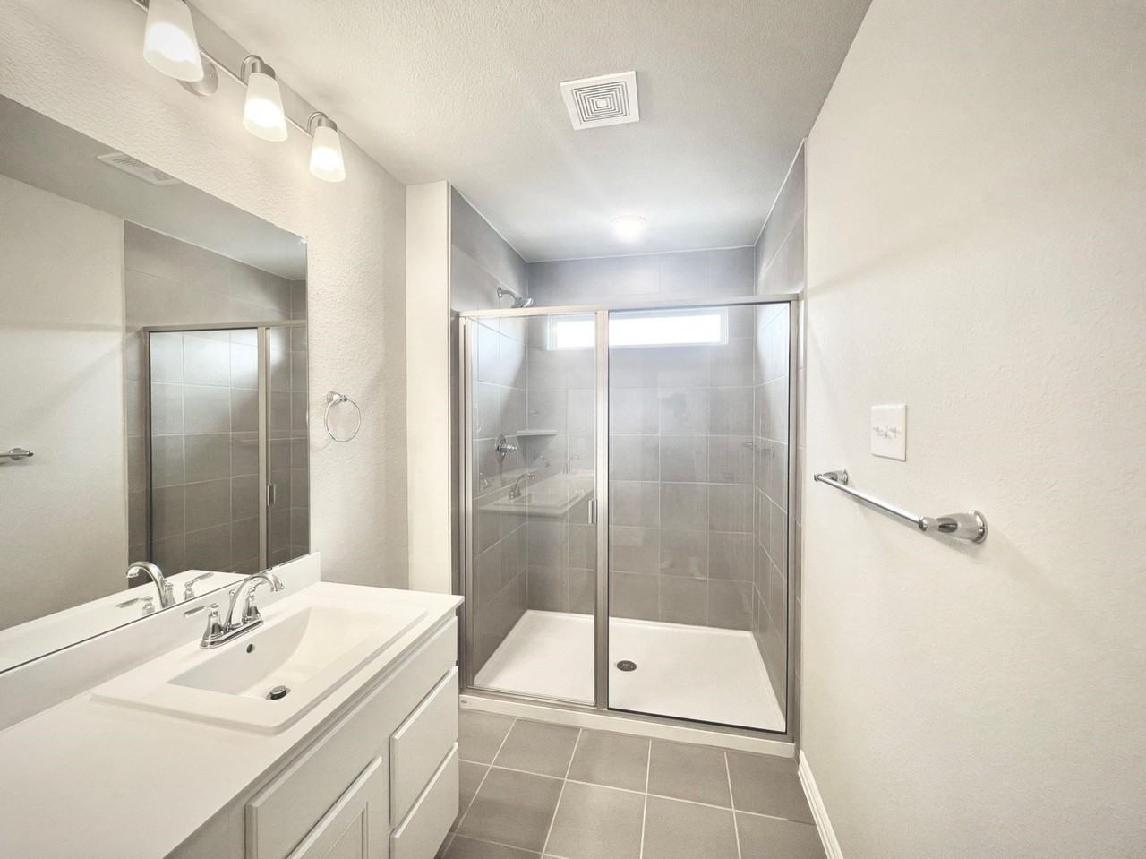 3717 Malibu Dr - Photo 7 of 16