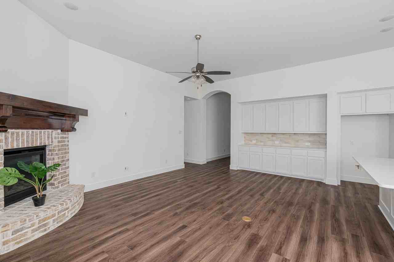 720 Wycliffe Dr - Photo 7 of 21