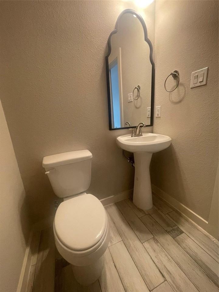 825 Eaglescliffe Lndg - Photo 5 of 12