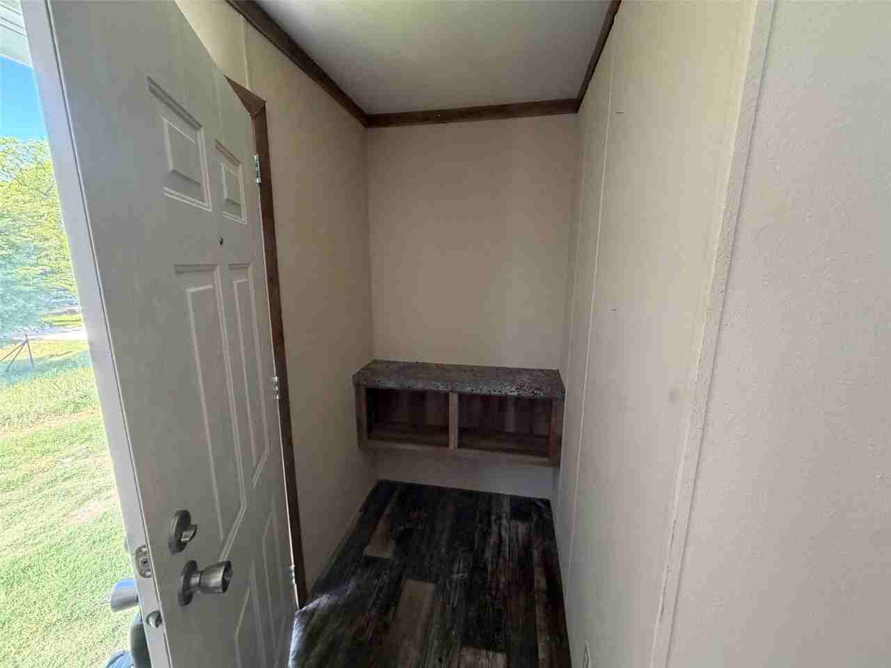 5609 Arkansas Trl - Photo 3 of 20