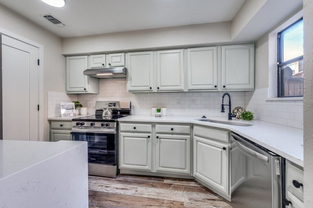 2100 Rainbow Dr #4111 - Photo 6 of 26