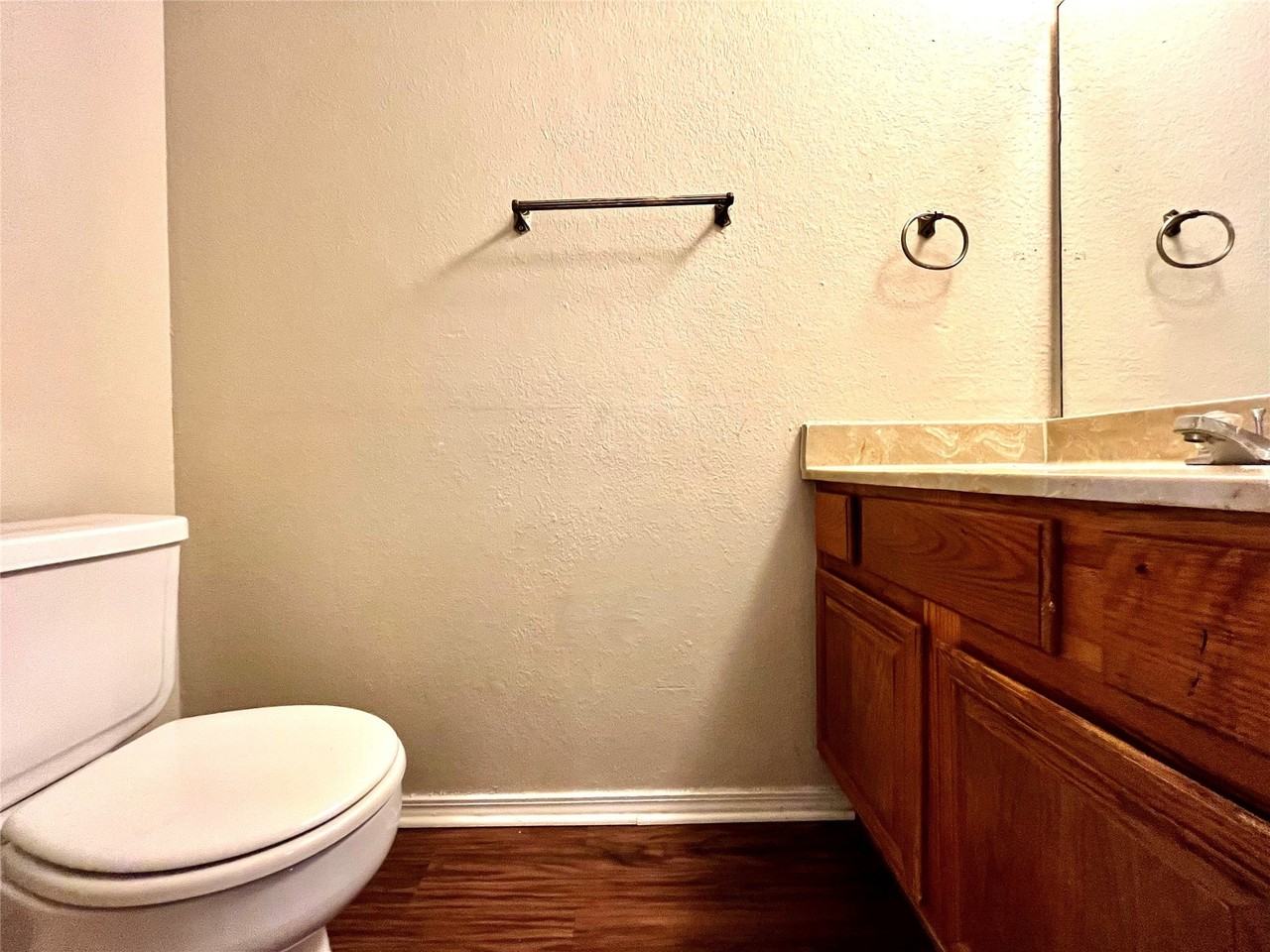 3055 Olympia Dr - Photo 5 of 14