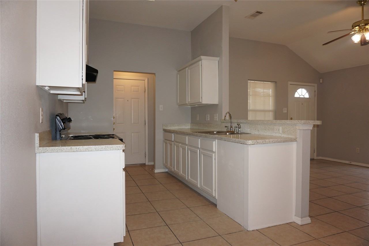 7819 Novella Dr #7817 - Photo 4 of 11