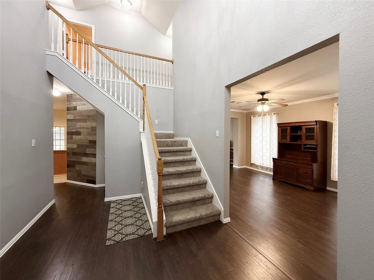 5229 Saint Croix Ln - Photo 2 of 38