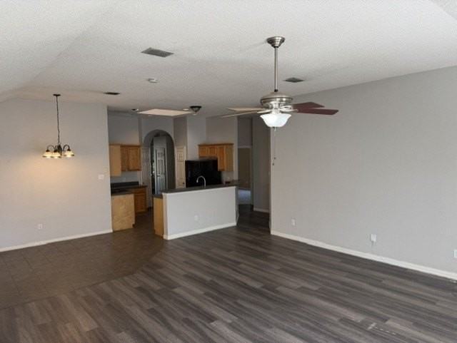 8806 Oakwood Ln - Photo 2 of 15