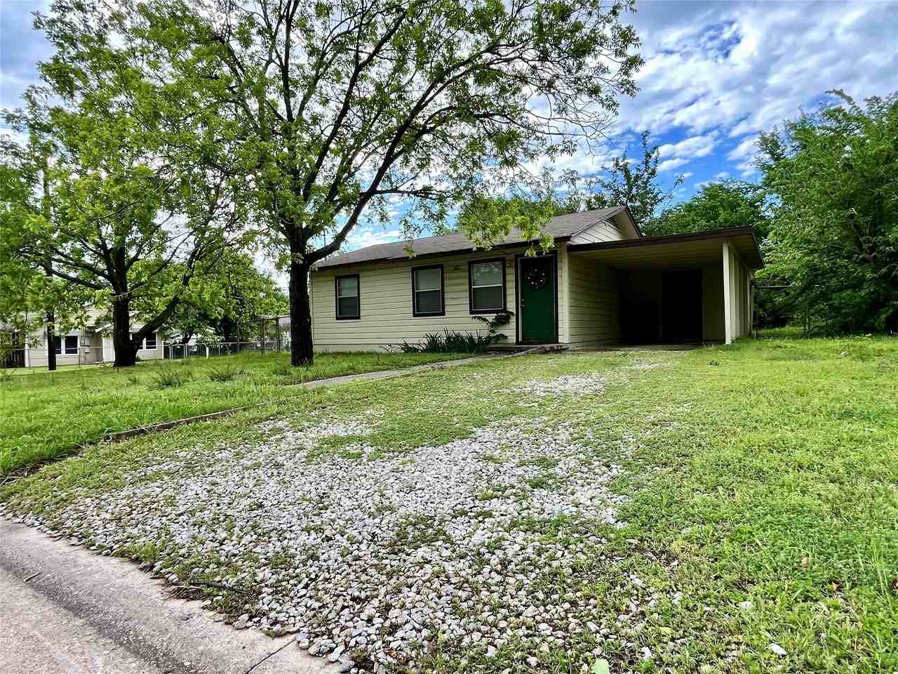 1612 Wayne St - Photo 2 of 13