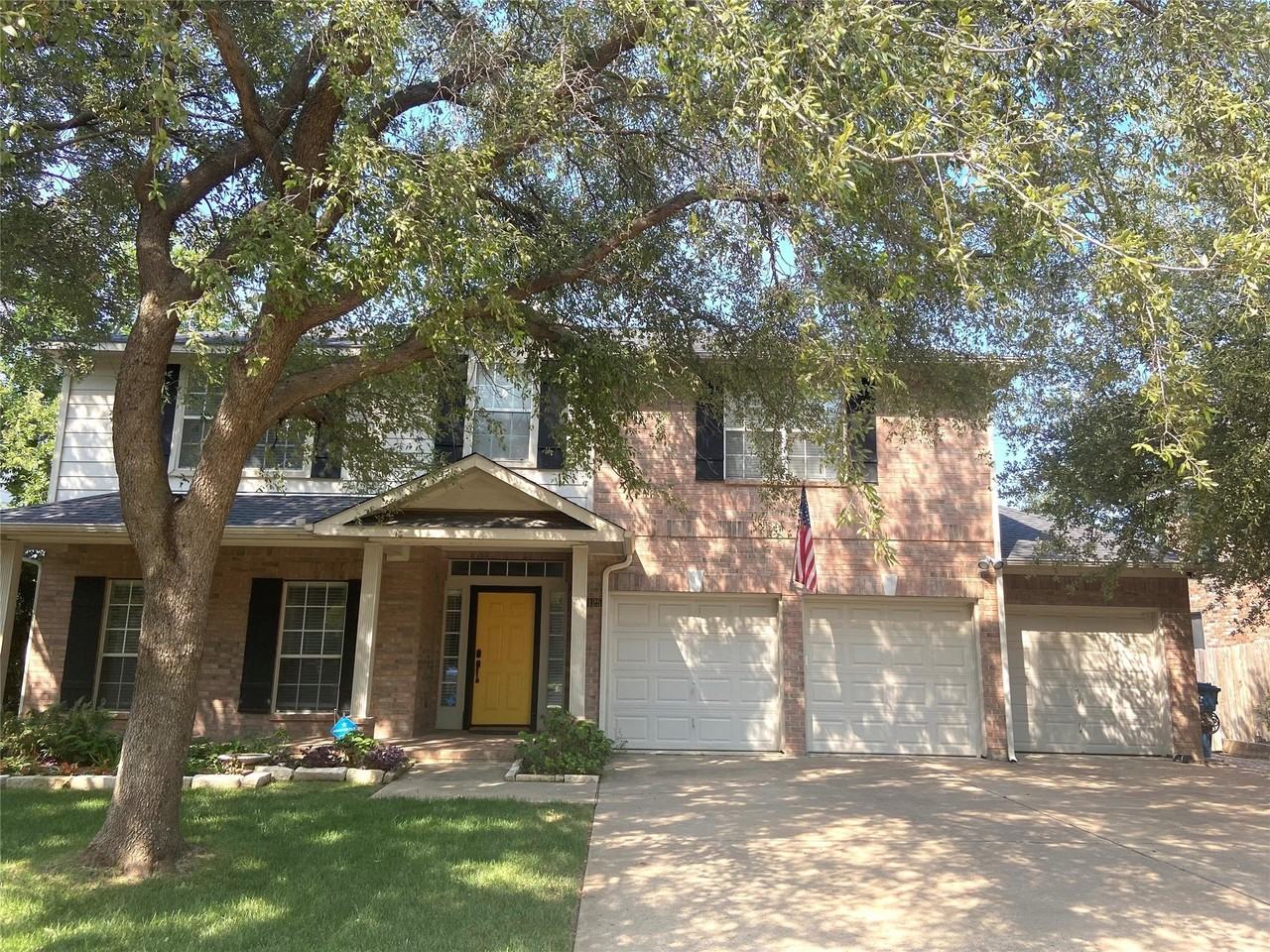 2125 Columbia Dr - Photo 2 of 23