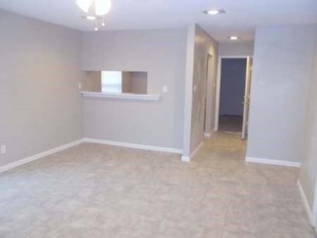 1504 S Cardinal Dr - Photo 3 of 19