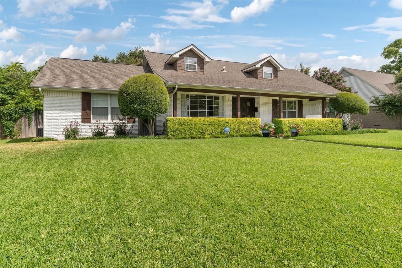 13455 Mill Grove Ln - Photo 3 of 38